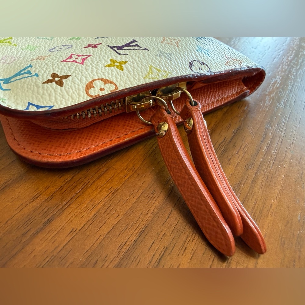 Louis Vuitton
Multicolor Insolite
Wallet - Very Good
Condition - Picture 5 of 9